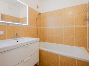 Pronájem bytu 3+1, Praha - Háje, Matúškova, 67 m2