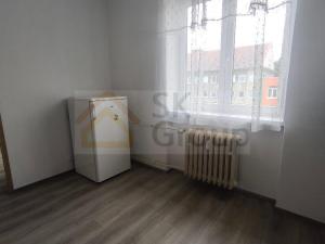 Pronájem bytu 1+1, Karlovy Vary - Stará Role, Závodu míru, 32 m2