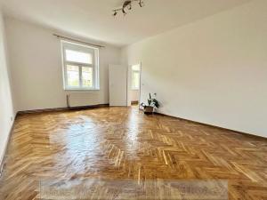 Pronájem bytu 2+kk, Praha - Žižkov, V okruží, 78 m2
