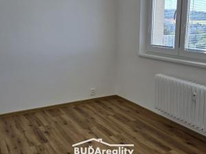 Pronájem bytu 3+1, Zlín - Malenovice, třída Svobody, 62 m2