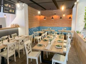 Pronájem restaurace, Chvalšiny, 140 m2