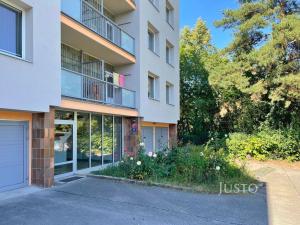 Pronájem bytu 3+1, Praha, Slunečnicová, 77 m2