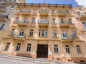 Prodej bytu 3+kk, Mariánské Lázně, Ruská, 94 m2