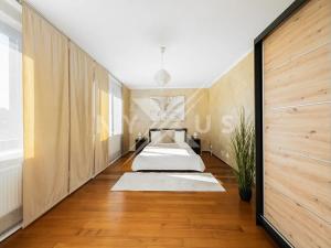 Prodej bytu 2+kk, Praha - Podolí, Dvorecká, 63 m2