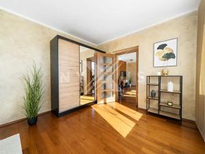 Prodej bytu 2+kk, Praha - Podolí, Dvorecká, 63 m2