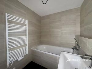 Pronájem bytu 2+kk, Brno, třída Generála Píky, 56 m2