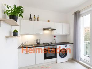 Pronájem bytu 2+1, Ostrava - Poruba, Hlavní třída, 62 m2
