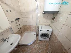 Prodej bytu 3+1, Vejprnice, Plzeňská, 72 m2