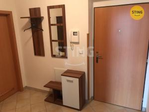 Pronájem bytu 1+kk, Hradec Králové, Plácelova, 44 m2