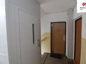 Prodej bytu 3+1, Karlovy Vary, Gagarinova, 82 m2