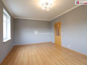 Pronájem bytu 3+1, Karlovy Vary - Doubí, Terezínská, 89 m2