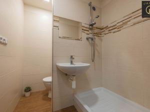Prodej bytu 2+kk, Litoměřice - Pokratice, Alfonse Muchy, 41 m2
