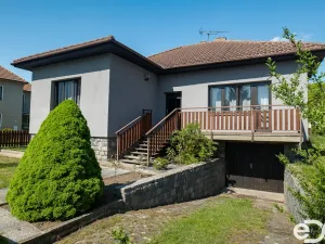 Prodej rodinného domu, Tři Dvory, 76 m2