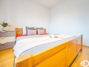 Prodej rodinného domu, Tři Dvory, 76 m2