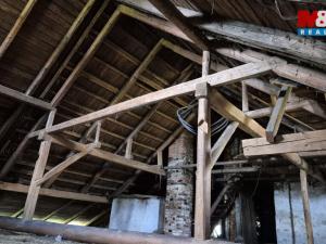 Prodej rodinného domu, Mikulovice, Hlucholazská, 200 m2