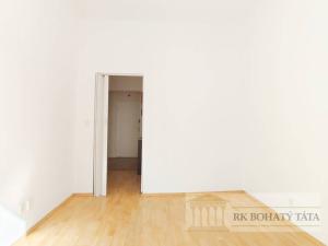 Pronájem bytu 2+kk, Praha - Nusle, Žateckých, 45 m2