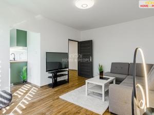 Prodej bytu 3+1, Karlovy Vary - Stará Role, Okružní, 65 m2