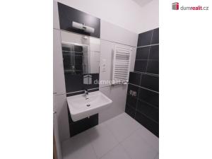 Pronájem bytu 2+kk, Praha - Čakovice, Bermanova, 51 m2