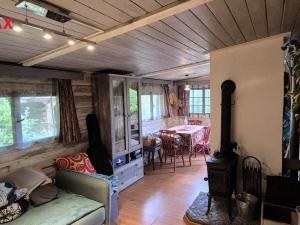 Prodej chaty, Jílové u Prahy - Luka pod Medníkem, 70 m2