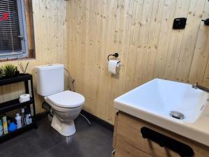 Prodej chaty, Jílové u Prahy - Luka pod Medníkem, 70 m2