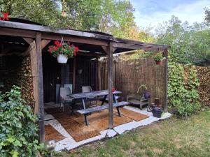 Prodej chaty, Jílové u Prahy - Luka pod Medníkem, 70 m2