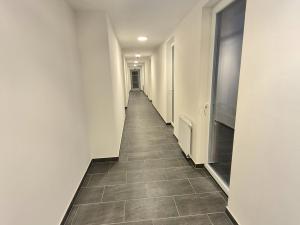 Pronájem bytu 2+kk, Praha - Háje, Sochorcova, 58 m2