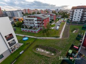 Pronájem bytu 1+kk, Praha - Letňany, Škrábkových, 43 m2