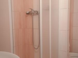 Pronájem bytu 1+1, Děčín - Děčín IX-Bynov, Pod Vrchem, 34 m2