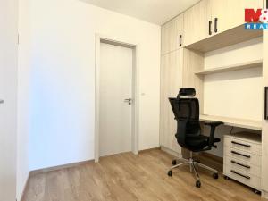 Pronájem bytu 2+kk, Hradec Králové, Kubelíkova, 72 m2