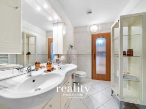 Prodej vícegeneračního domu, Znojmo, Bratrstva, 210 m2