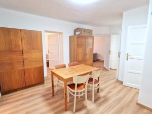 Pronájem bytu 3+1, Praha - Strašnice, Na výsluní, 76 m2