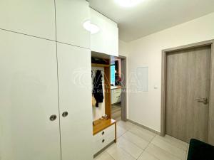 Pronájem bytu 2+kk, Praha, Kačírkova, 55 m2
