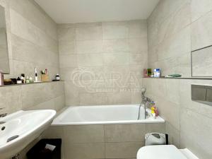 Pronájem bytu 2+kk, Praha, Kačírkova, 55 m2