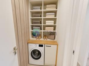 Prodej bytu 2+1, Ostrava - Bělský Les, Bohumíra Četyny, 44 m2