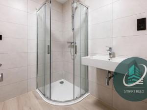 Pronájem bytu 2+kk, Praha - Hlubočepy, Na Zlíchově, 37 m2