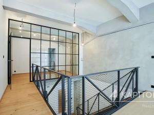 Pronájem bytu 3+kk, Praha - Vysočany, Kolbenova, 97 m2