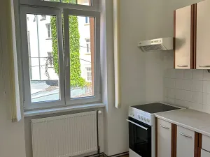Pronájem bytu 1+1, Děčín, Nám. Svobody, 30 m2