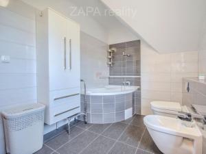 Prodej rodinného domu, Přezletice, 218 m2