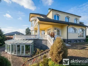 Prodej komerčního pozemku, Praha - Šeberov, K Hrnčířům, 2233 m2