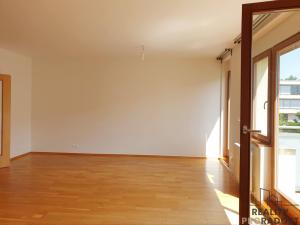 Pronájem bytu 2+kk, Praha, Schwarzenberská, 75 m2