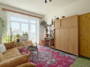Prodej bytu 2+kk, Praha, 28. pluku, 64 m2