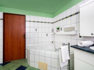 Prodej rodinného domu, Skorkov, 171 m2