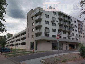 Pronájem garáže, Pardubice, nábřeží Závodu míru, 19 m2