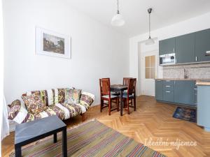 Pronájem bytu 2+kk, Praha - Bubeneč, Čs. armády, 51 m2