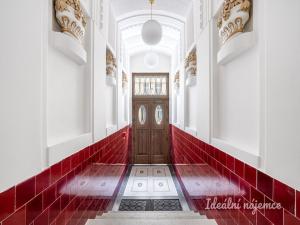 Pronájem bytu 2+kk, Praha - Bubeneč, Čs. armády, 51 m2