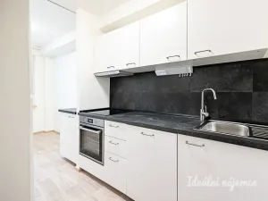 Pronájem bytu 3+1, Praha - Žižkov, Hartigova, 64 m2