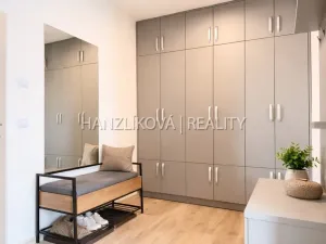 Pronájem bytu 1+kk, České Budějovice, O. Nedbala, 51 m2
