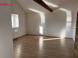 Prodej rodinného domu, Krahulov, 418 m2