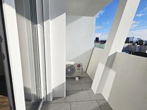 Pronájem bytu 1+kk, Brno, Komárovská, 40 m2