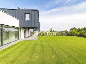 Prodej rodinného domu, Praha - Horní Měcholupy, U hostivařského nádraží, 171 m2